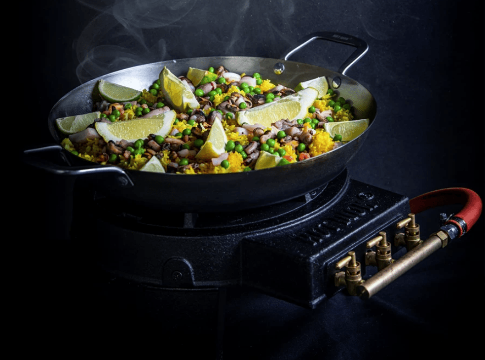 Paella with seafood - HOT WOK