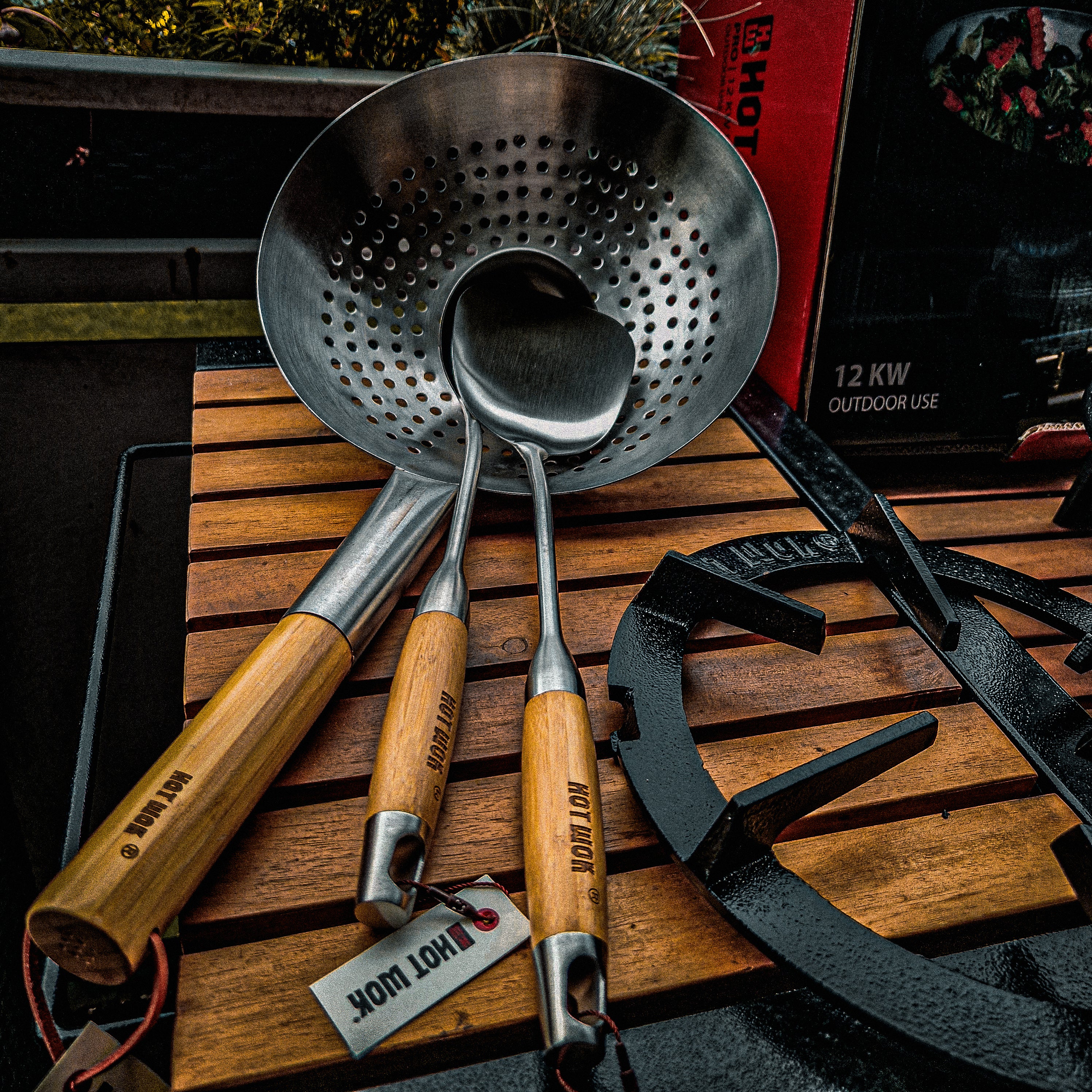 Lisävarusteet HOT WOK